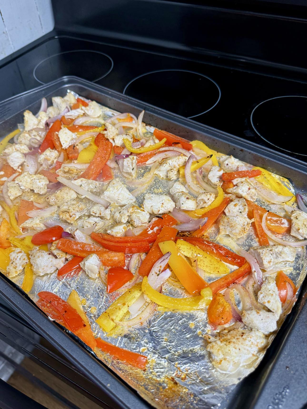 Easy and Flavorful Sheet Pan Chicken Fajitas